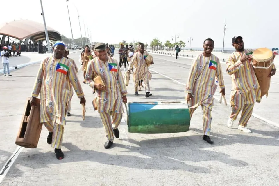 Parade des tenues traditionnelles africaines — Malabo 2020